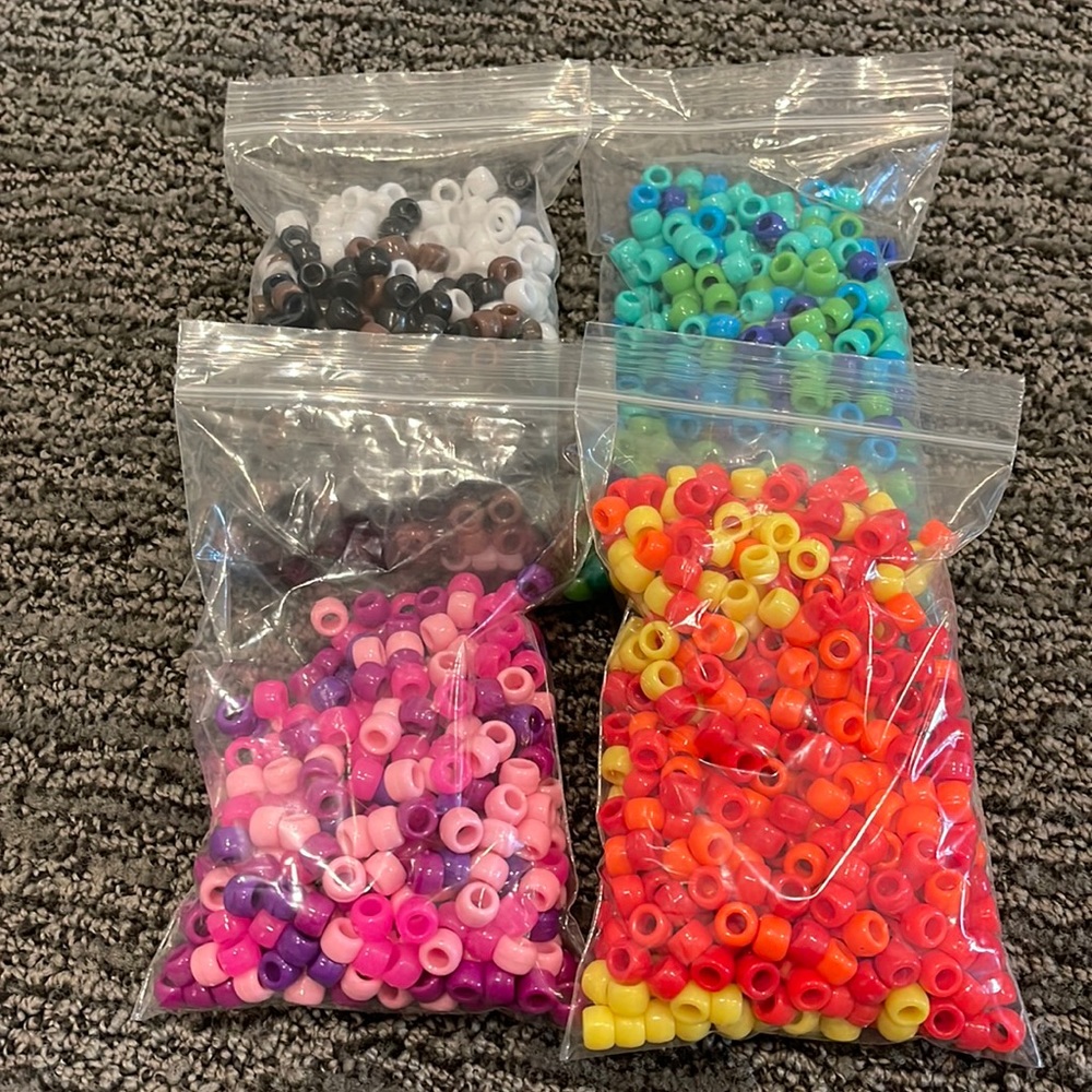 💥2/$9 — Plastic beads